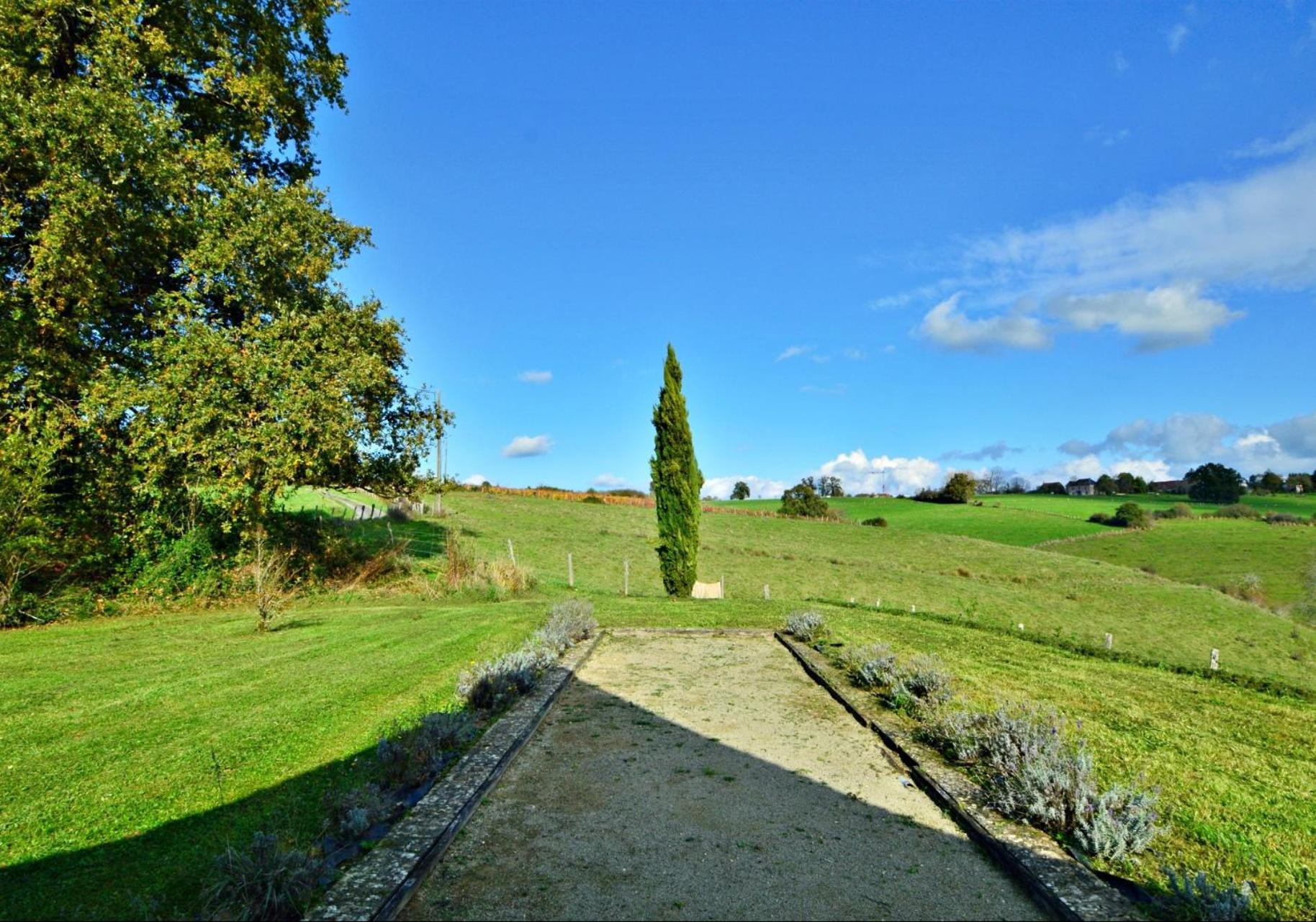 Les Maratoux Villa La Chapelle-Saint-Jean Eksteriør bilde